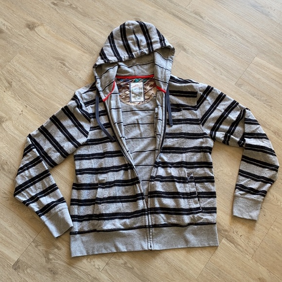 Meridian Line Other - Men’s Zip Up Hoodie Gray Large Long Sleeves